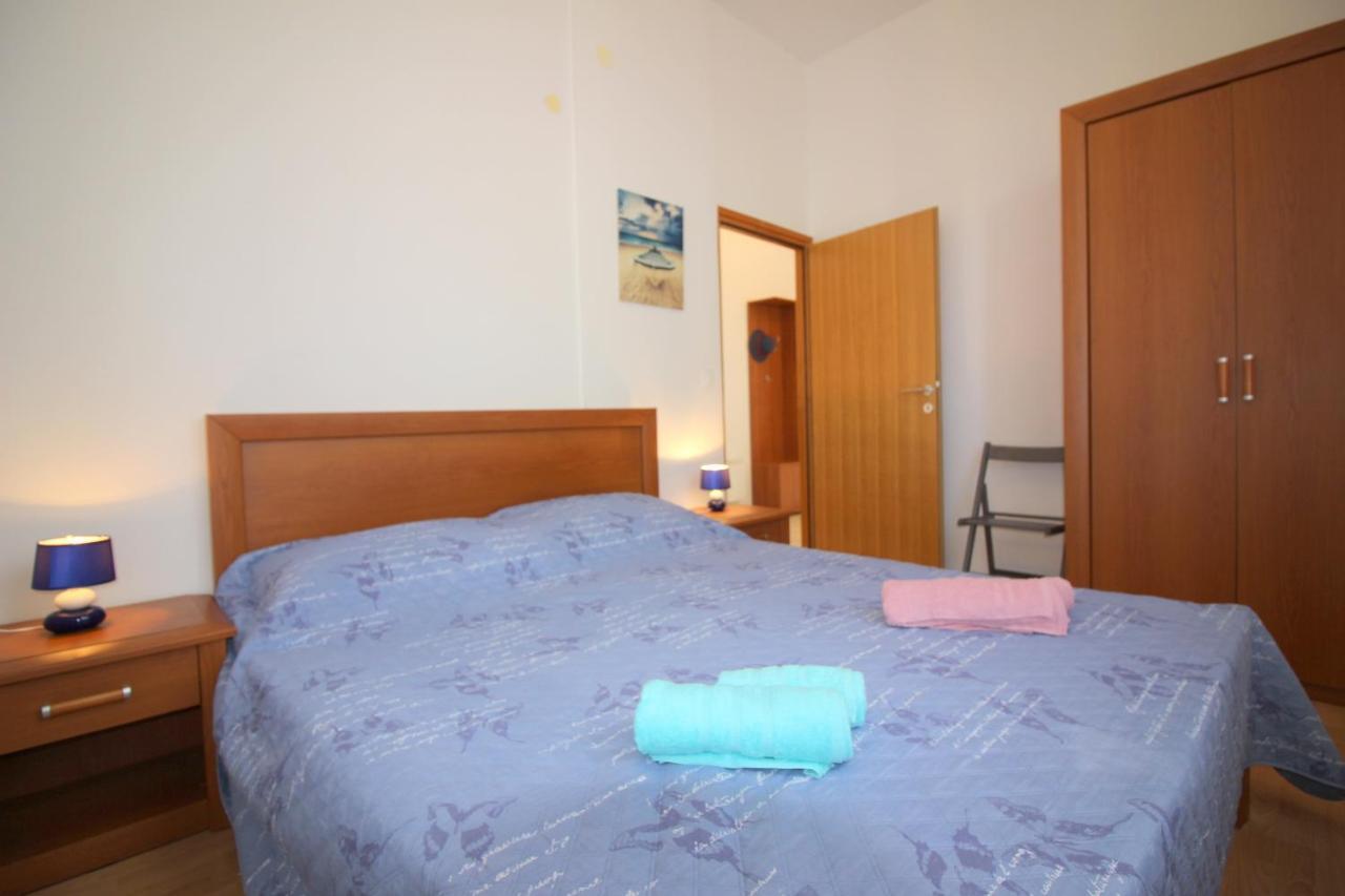 Apartment Ema Near City Center Poreč Exterior foto