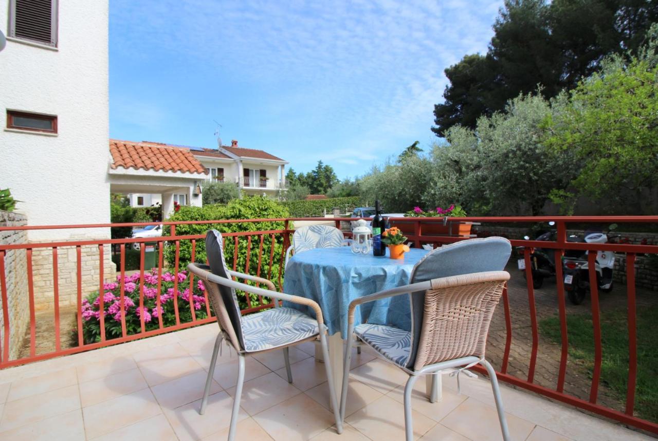 Apartment Ema Near City Center Poreč Exterior foto